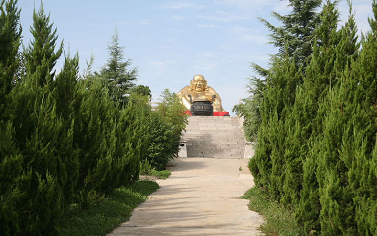 西安鳳棲山公墓道路